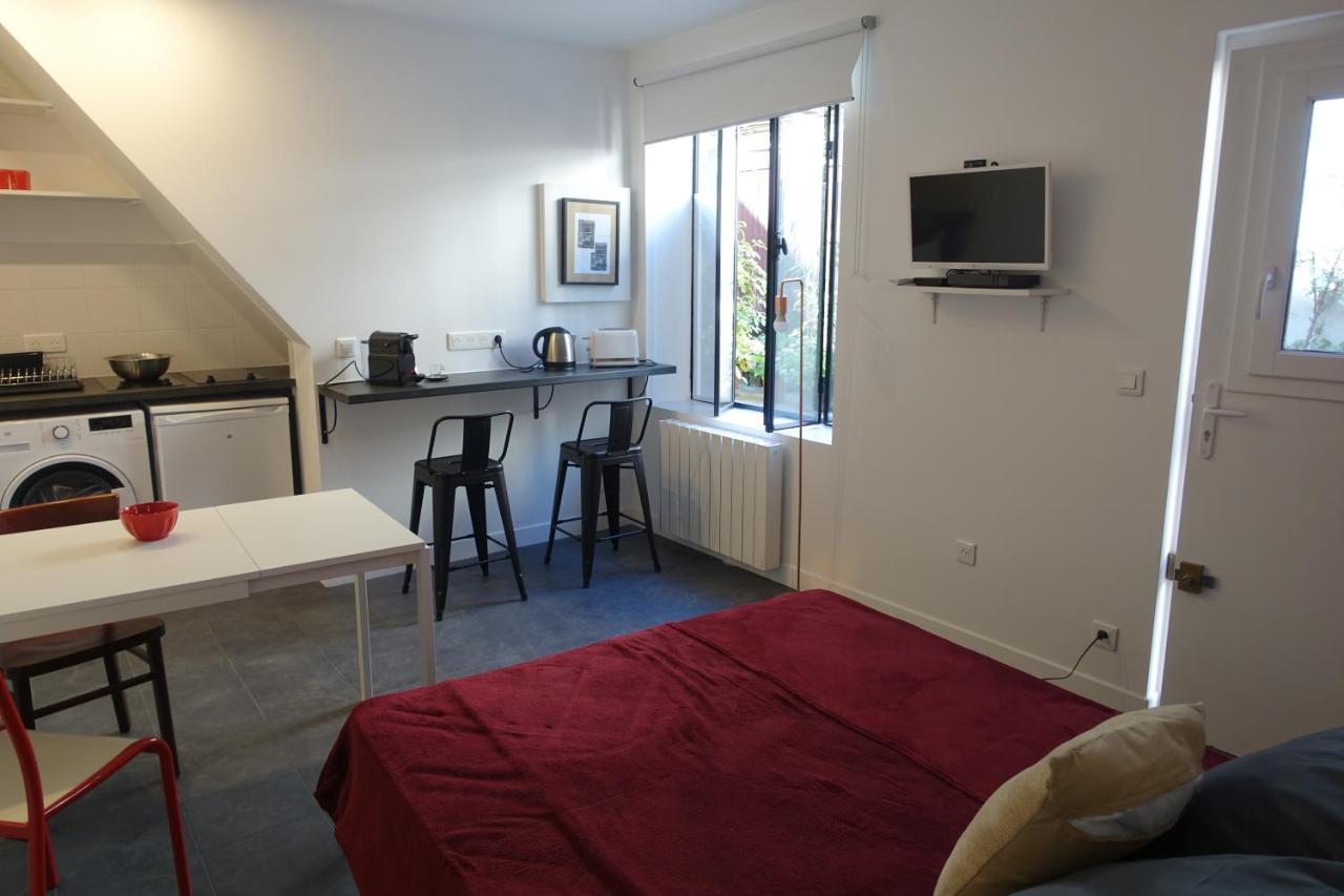 Cite Pilleux - Cozy Apartment In A Private Lane Paris Extérieur photo
