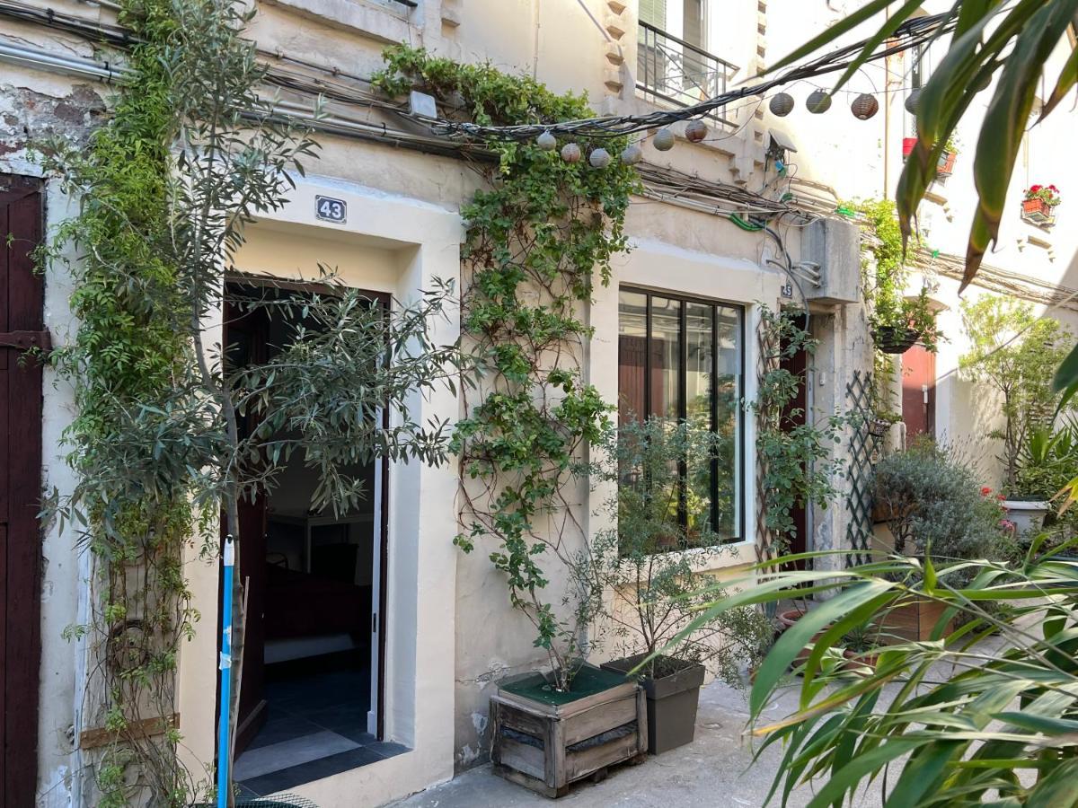 Cite Pilleux - Cozy Apartment In A Private Lane Paris Extérieur photo