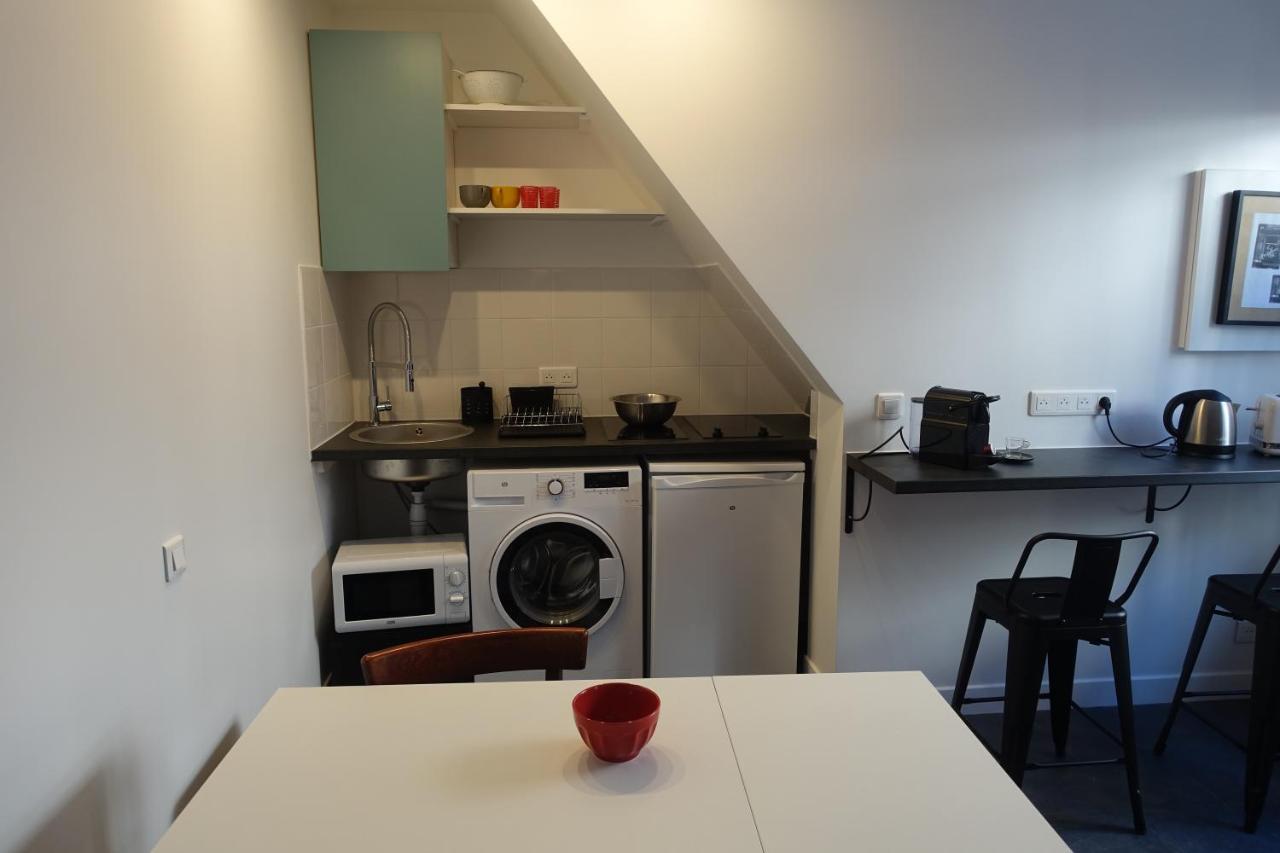 Cite Pilleux - Cozy Apartment In A Private Lane Paris Extérieur photo