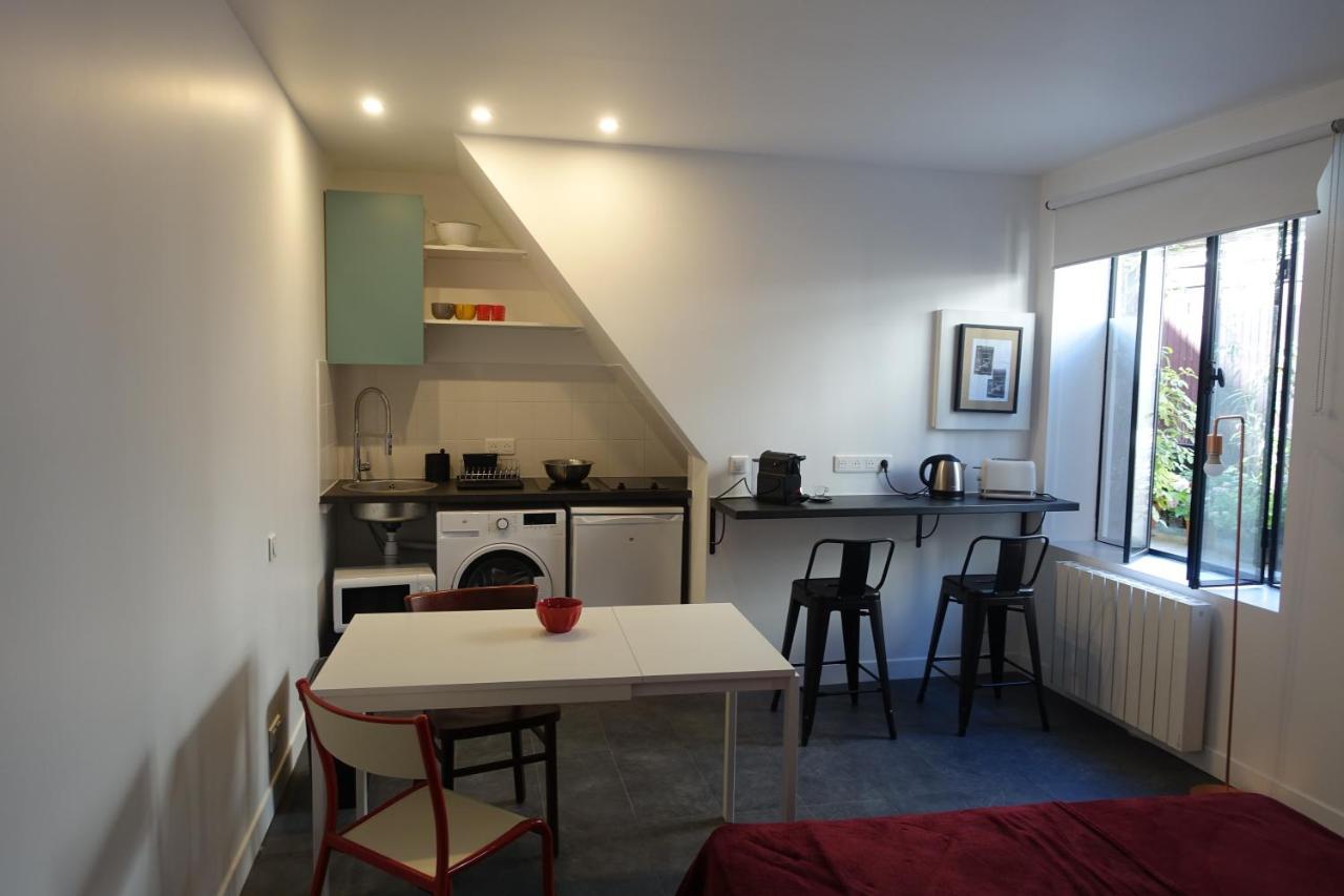 Cite Pilleux - Cozy Apartment In A Private Lane Paris Extérieur photo